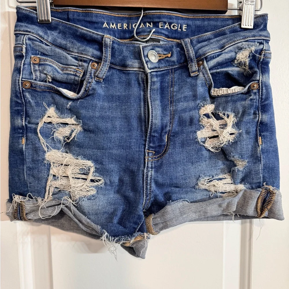 American Eagle Next Level Stretch Distressed Denim Shorts Size 4